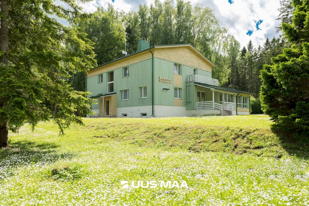 Tapa vald, Järvajõe küla, Laululinnu külalistemaja