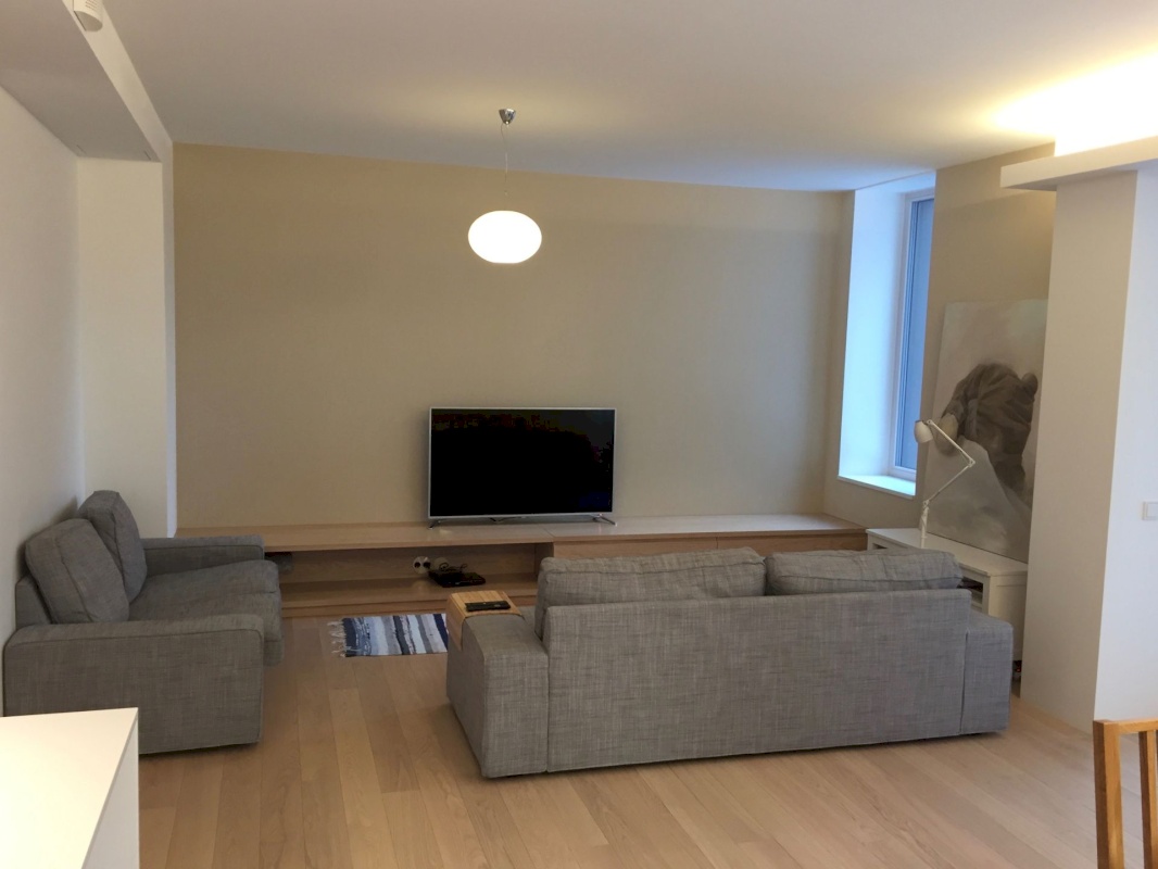 Tallinn, Kesklinna linnaosa, J. Poska 31