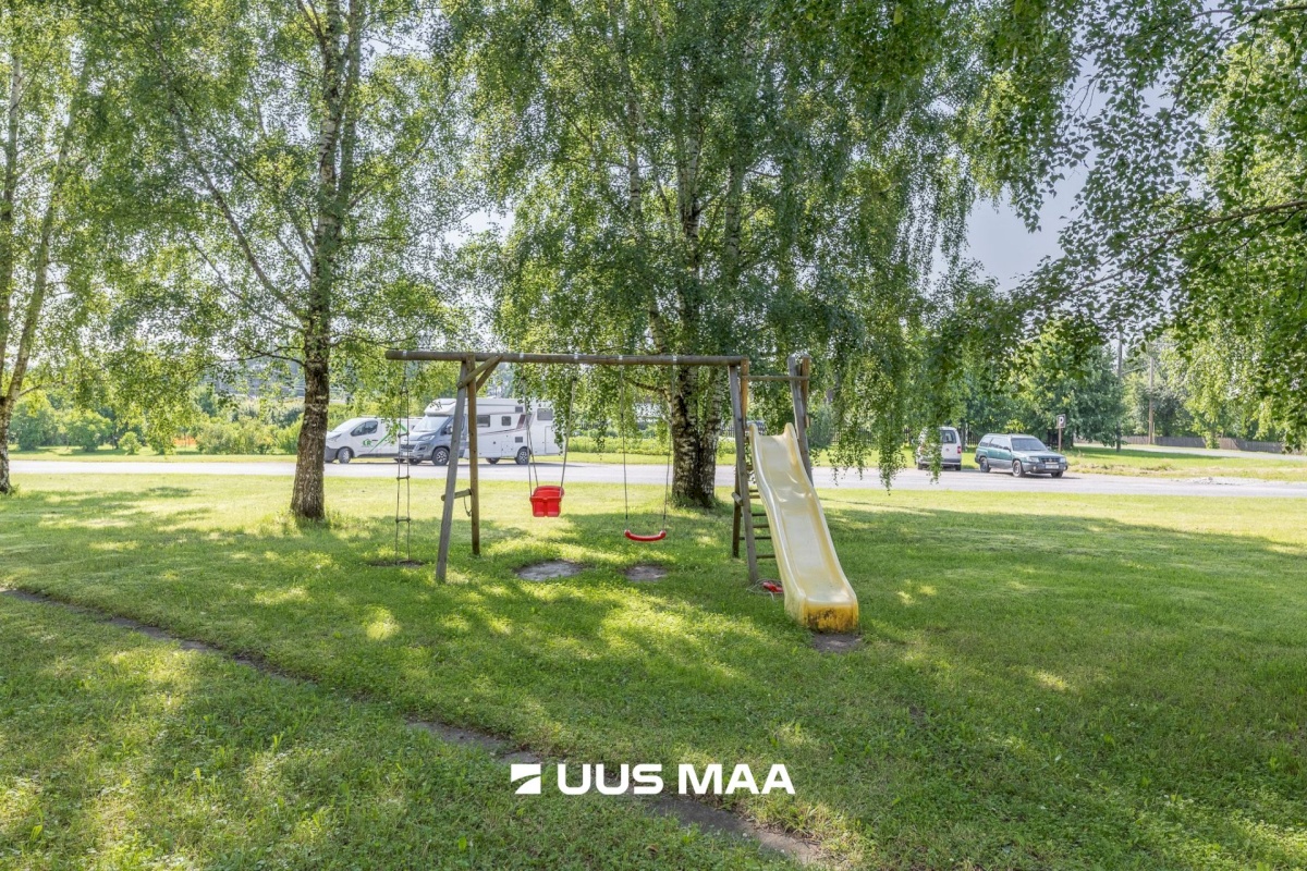 Vinni vald, Pajusti alevik, Linnu tn 4