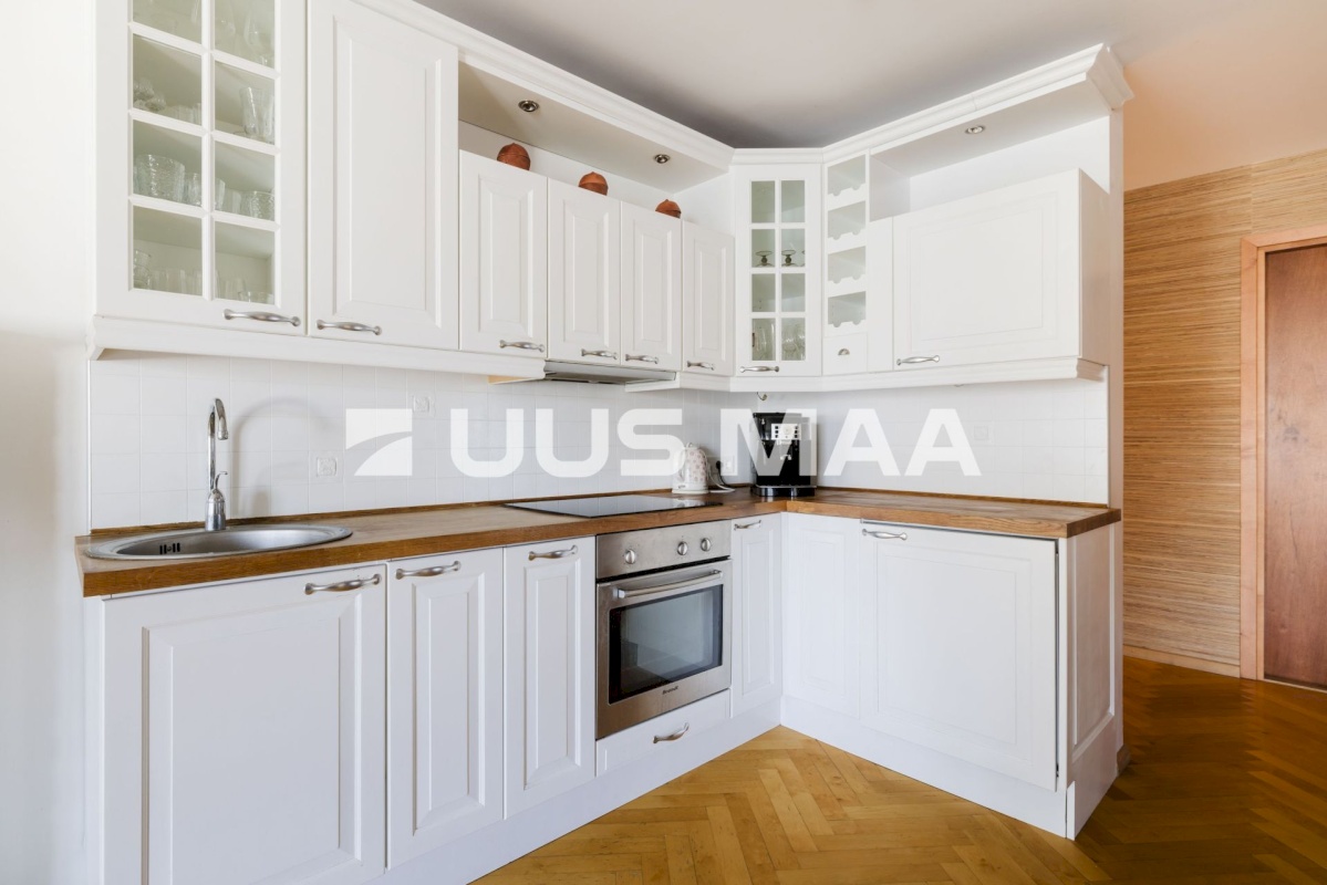 Tallinn, Kesklinna linnaosa, Suur-Karja 4