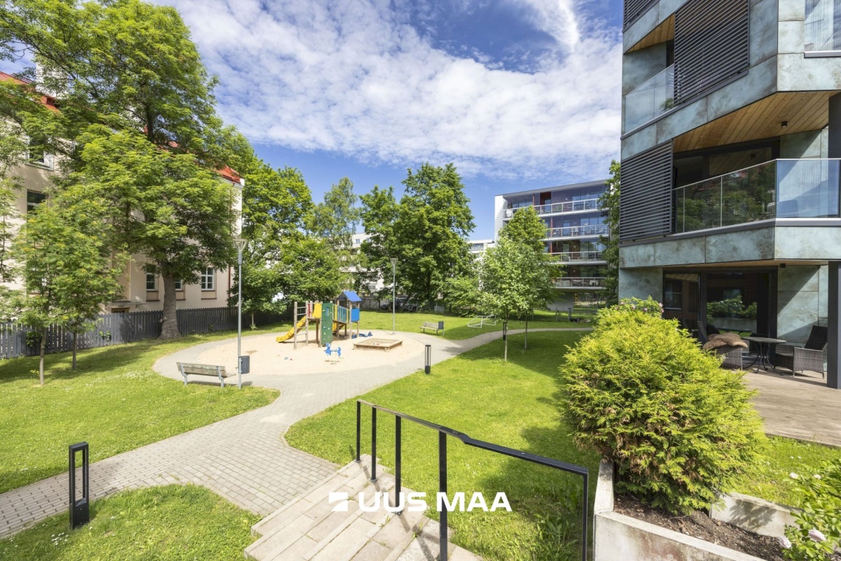 Tallinn, Kesklinna linnaosa, Kadriorg, R. Tobiase 11