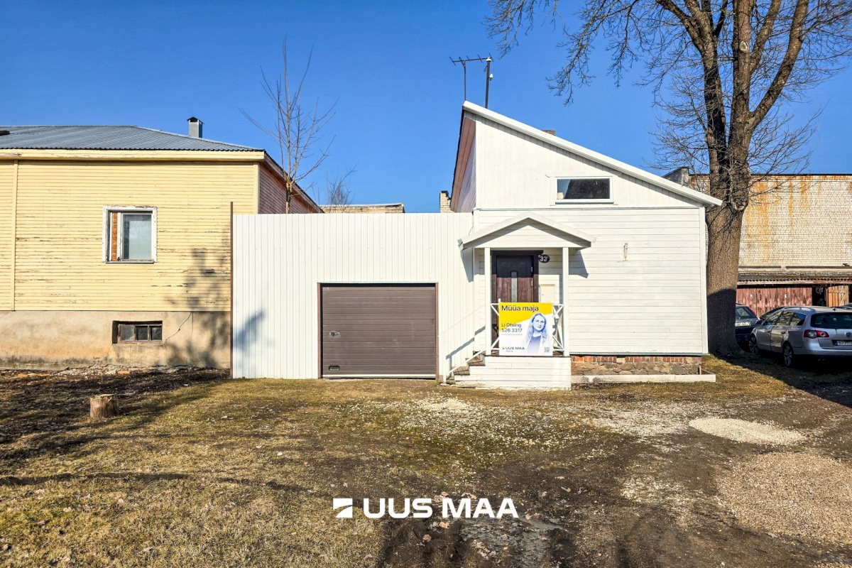 Viljandi linn, Kesklinn, C. R. Jakobsoni tn 33b