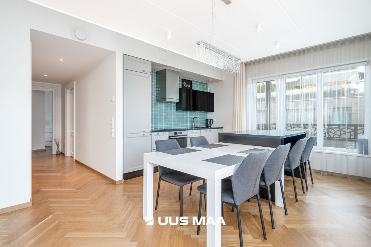 Tallinn, Kesklinna linnaosa, Kadriorg, Tuukri 23