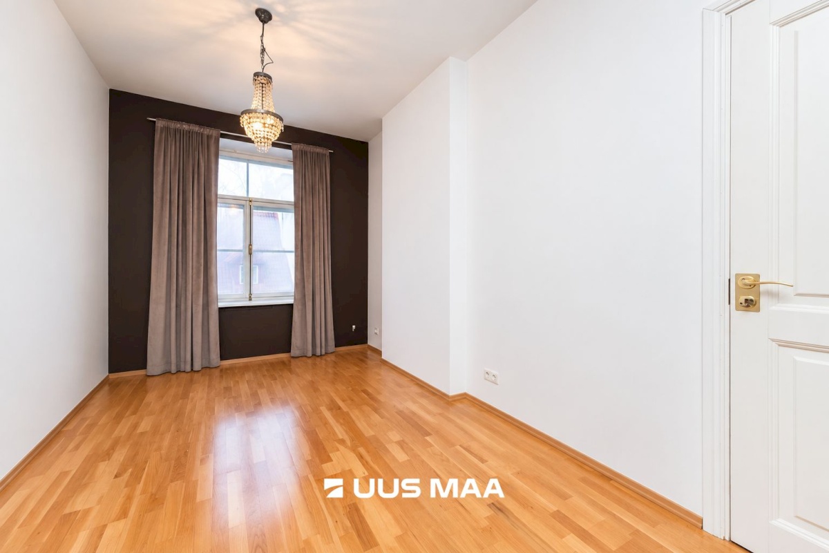 Tallinn, Kesklinna linnaosa, Vanalinn, Lai 32