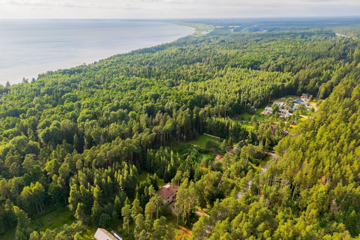Häädemeeste vald, Reiu küla, Posti tee 48