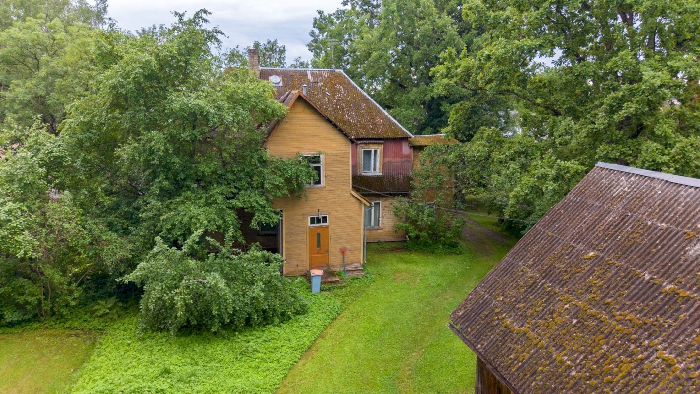 Elva vald, Elva linn, Turuplatsi 1