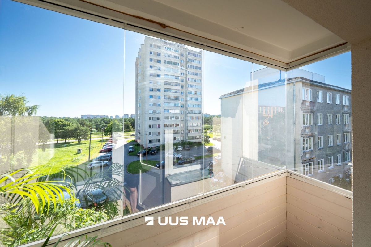 Tallinn, Mustamäe linnaosa, Ehitajate tee 15