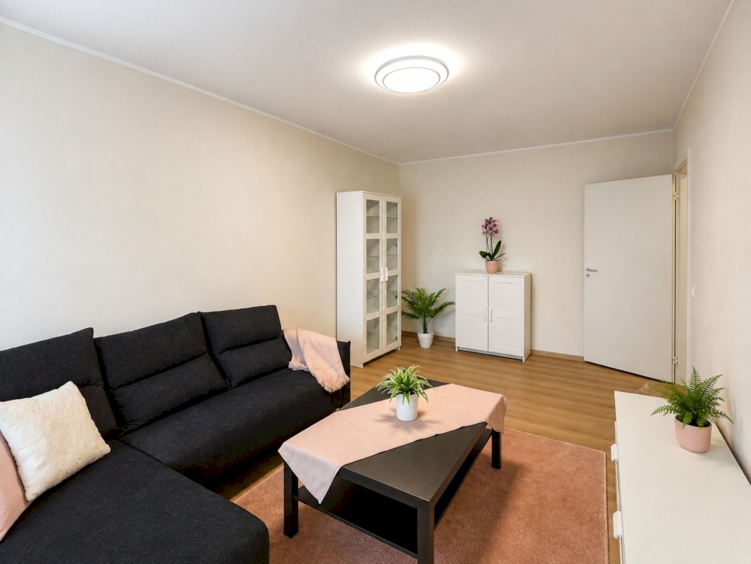 Rakvere linn, Laada 10