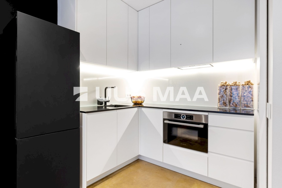 Tallinn, Põhja-Tallinna linnaosa, Kalamaja, Jahu 12