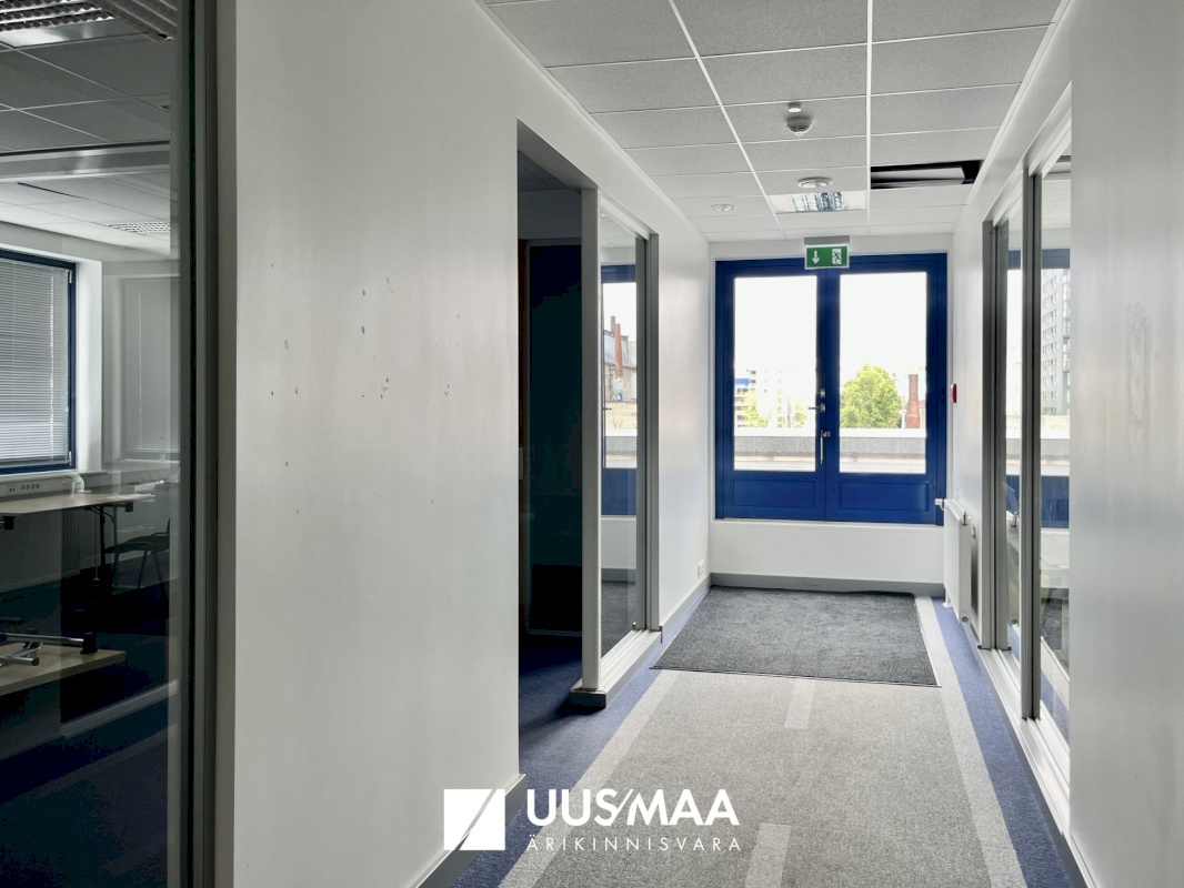 Tallinn, Lasnamäe linnaosa, Ülemiste, Lennujaama tee 13