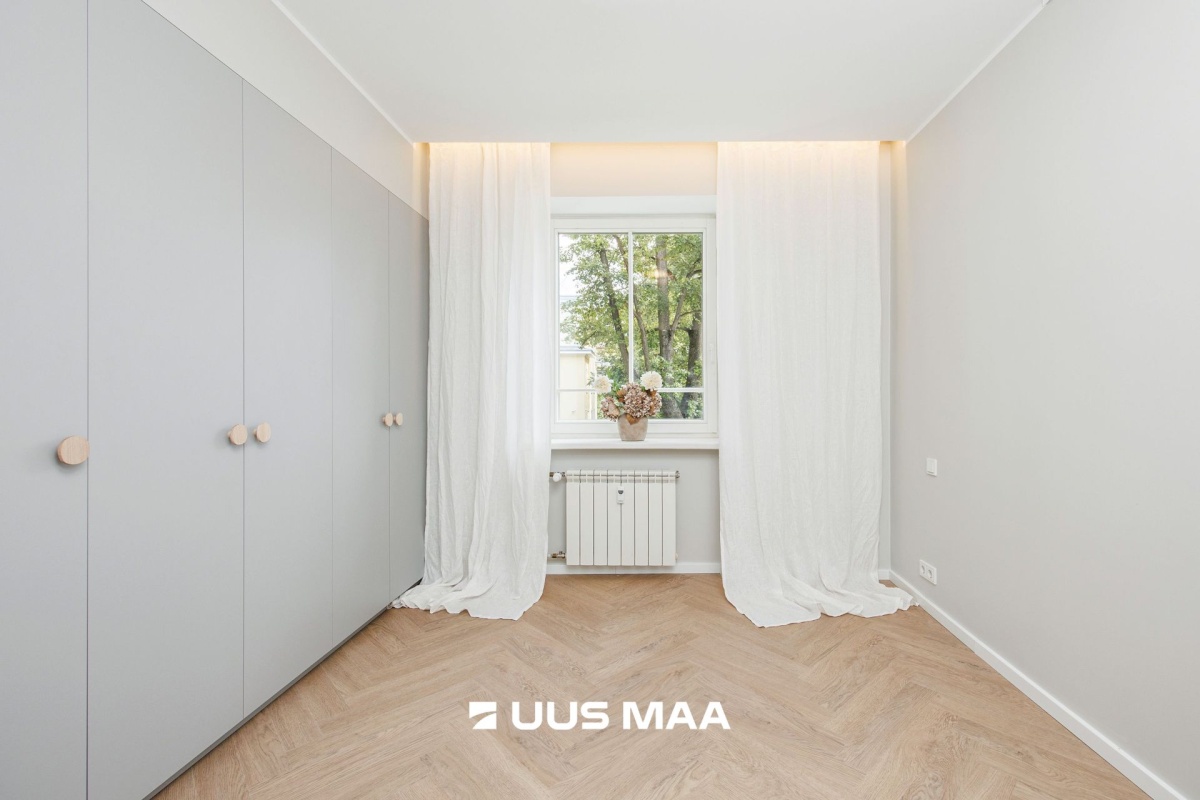Tallinn, Kesklinna linnaosa, Kadriorg, Narva mnt 70
