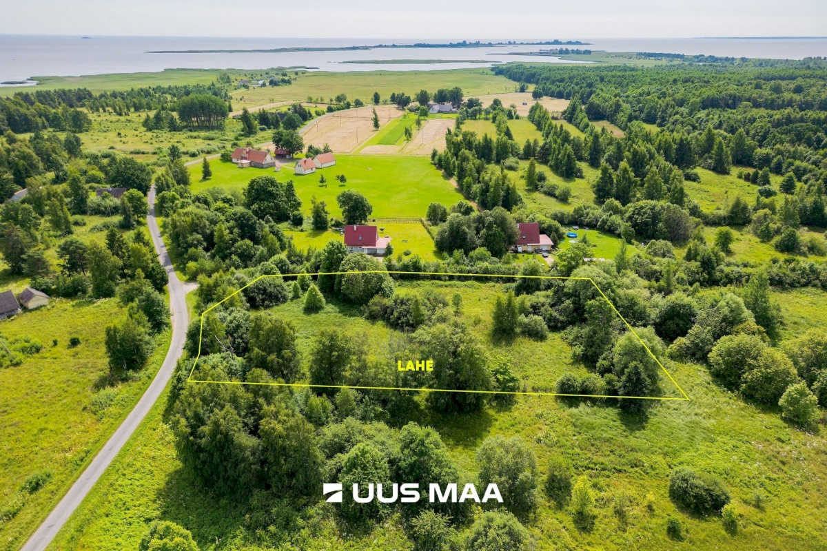 Pärnu linn, Peerni küla, Lahe