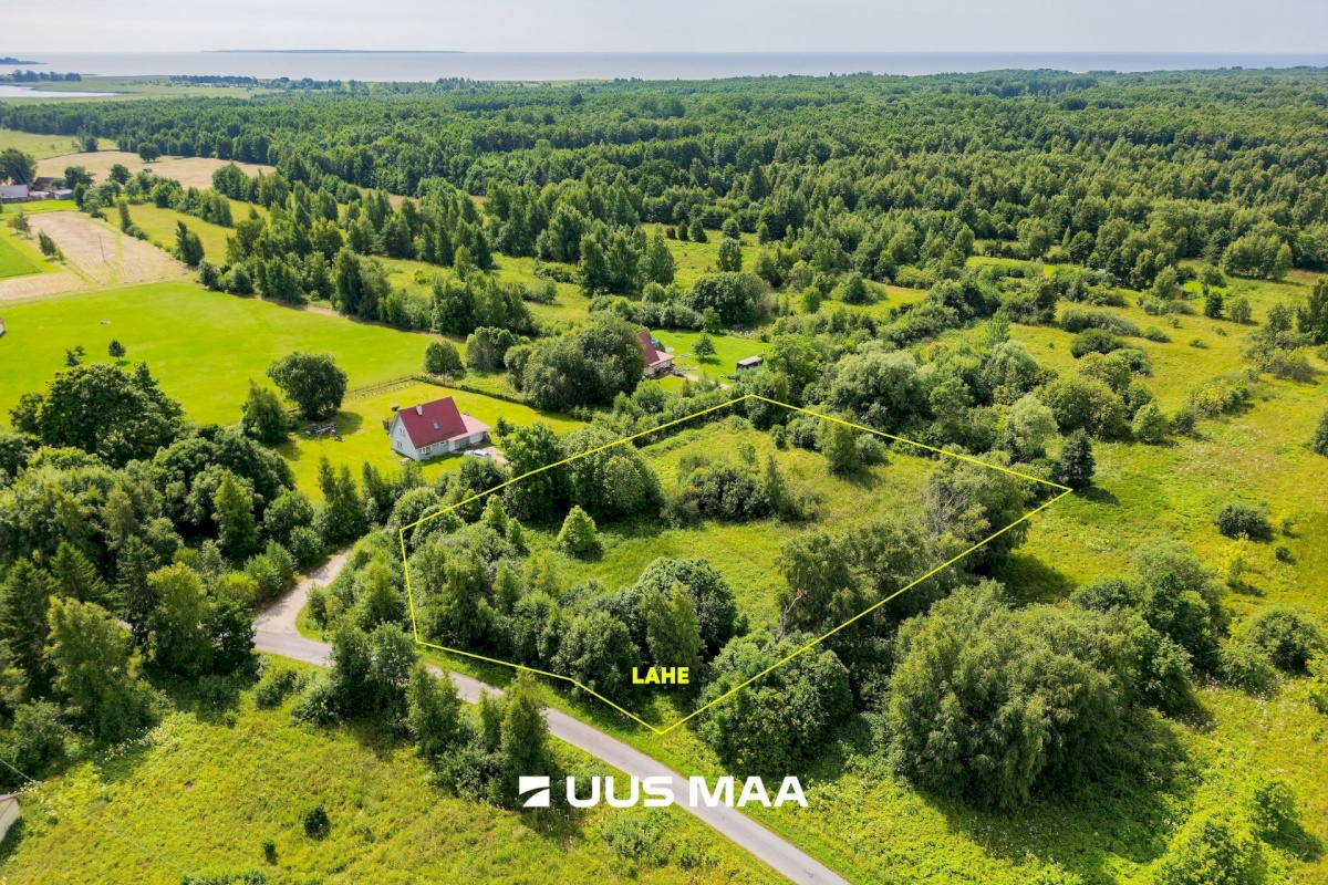 Pärnu linn, Peerni küla, Lahe
