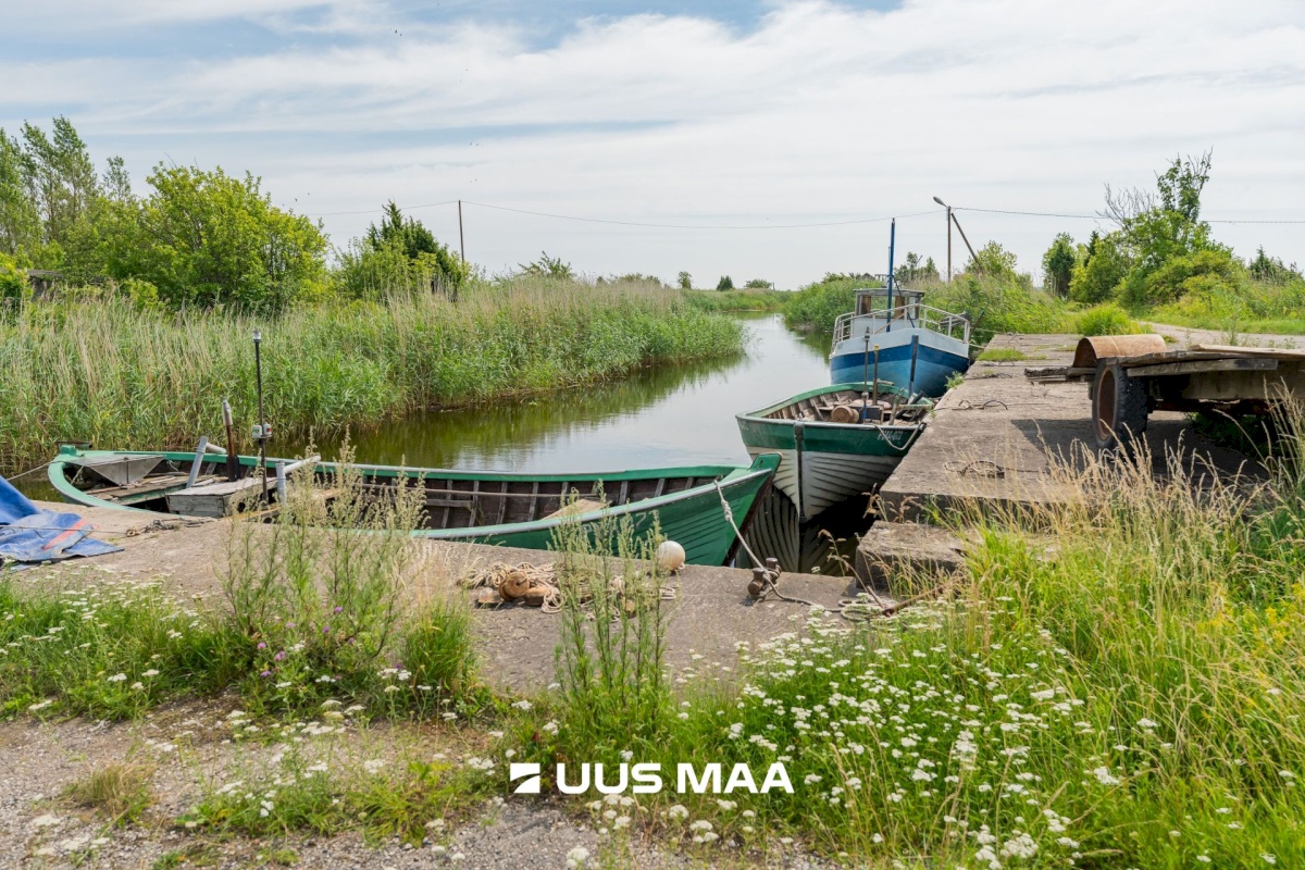 Pärnu linn, Peerni küla, Lahe