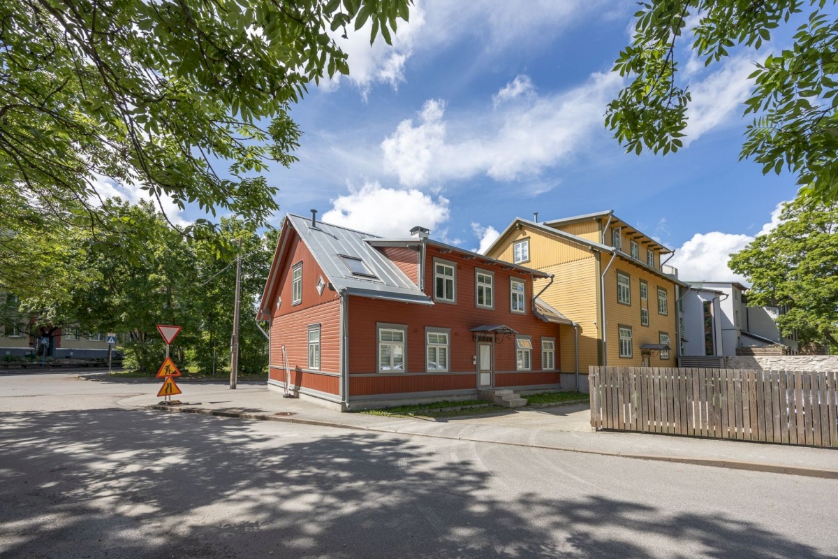 Tallinn, Kesklinna linnaosa, Uus Maailm, Luha 9