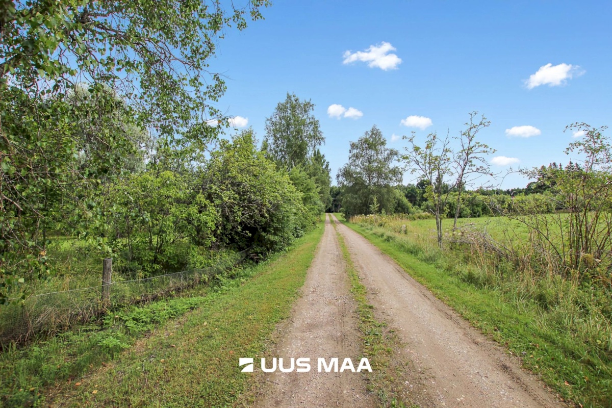 Tori vald, Pulli küla, Uuenäripa tee 8