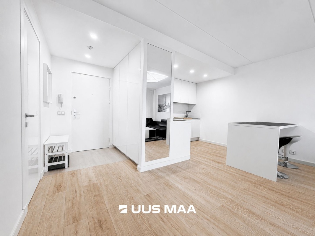 Tallinn, Kesklinna linnaosa, Maakri, Maakri tn 36