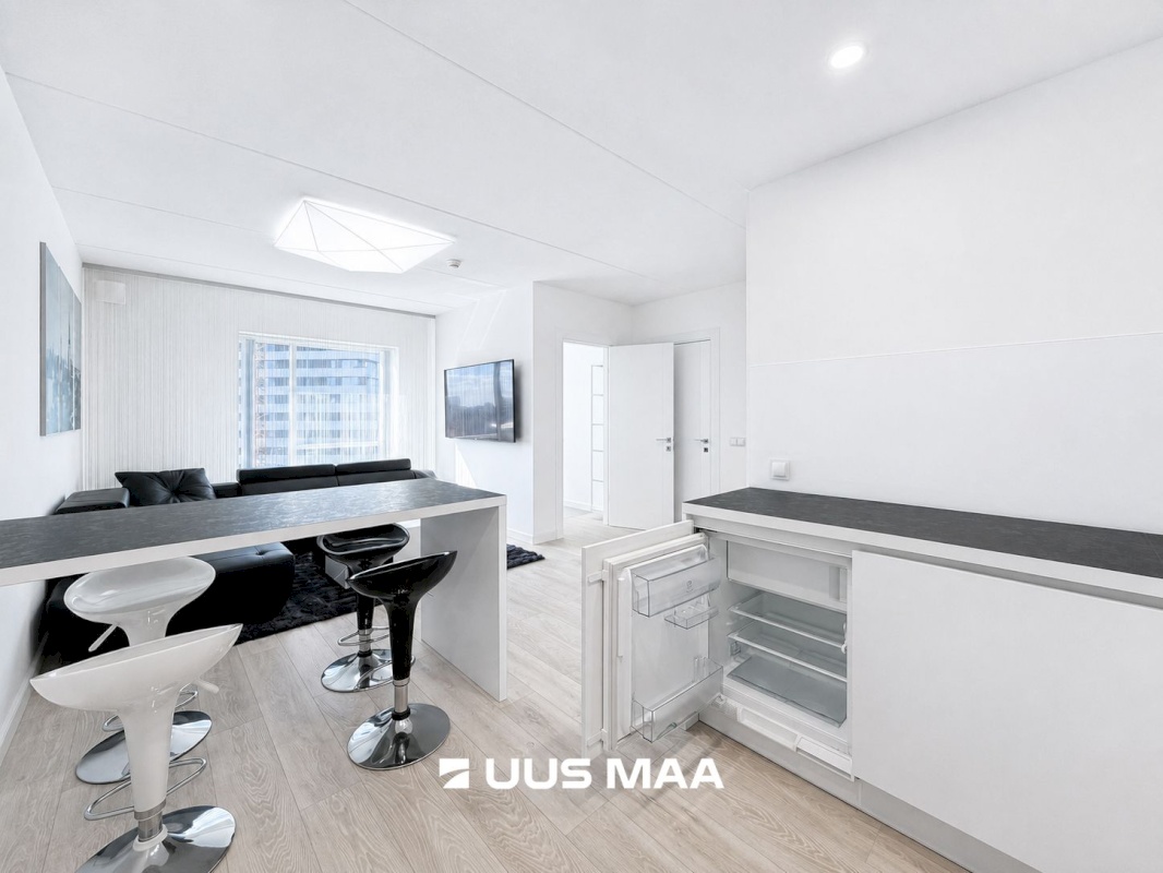 Tallinn, Kesklinna linnaosa, Maakri, Maakri tn 36