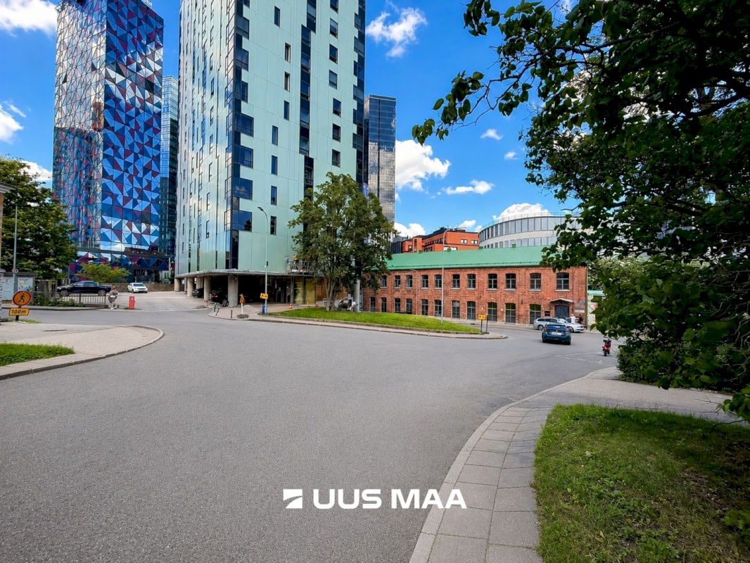 Tallinn, Kesklinna linnaosa, Maakri, Maakri tn 36