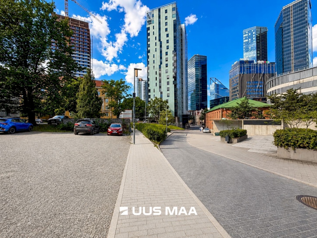 Tallinn, Kesklinna linnaosa, Maakri, Maakri tn 36