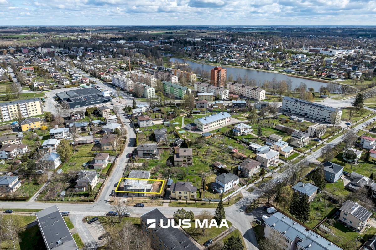 Viljandi linn, Paalalinn, Väike-Kaare tn 16