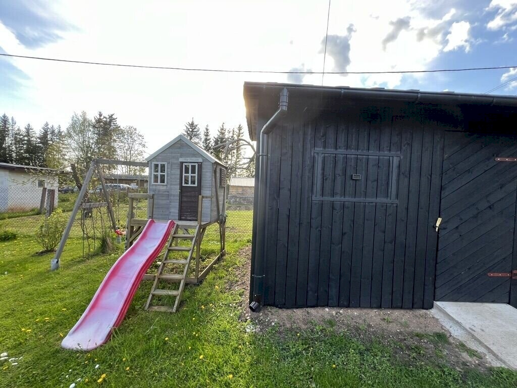 Kastre vald, Uniküla