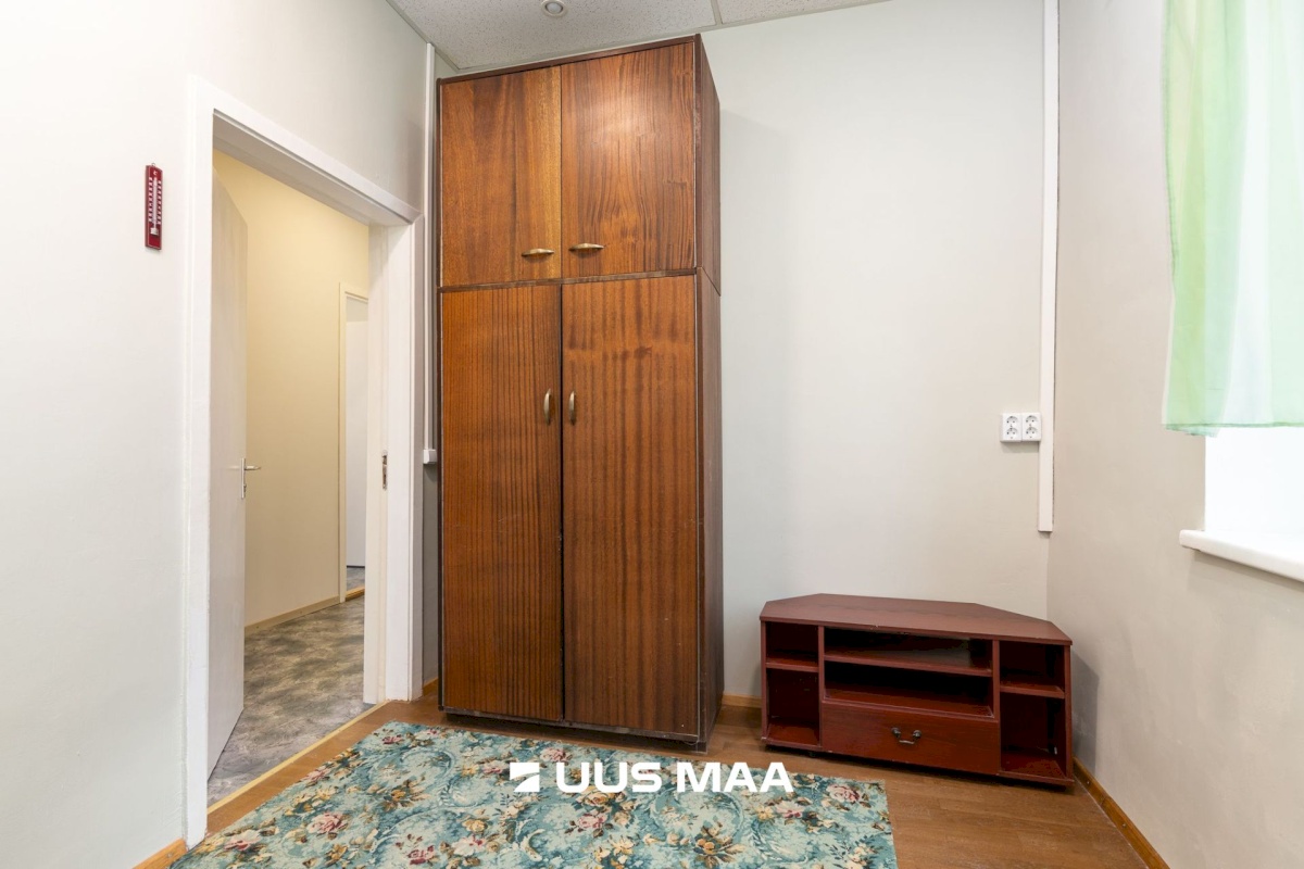 Tallinn, Nõmme linnaosa, Männiku, Väike-Männiku 4
