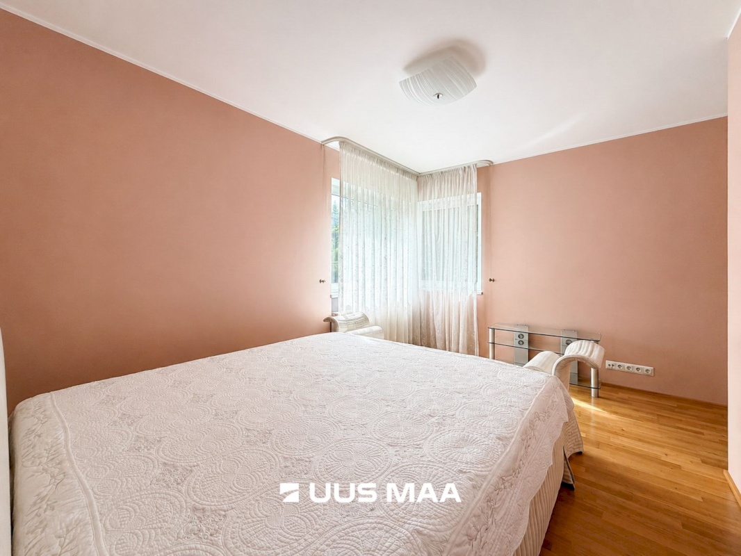 Tallinn, Pirita linnaosa, Merivälja, Lehiku tee 12