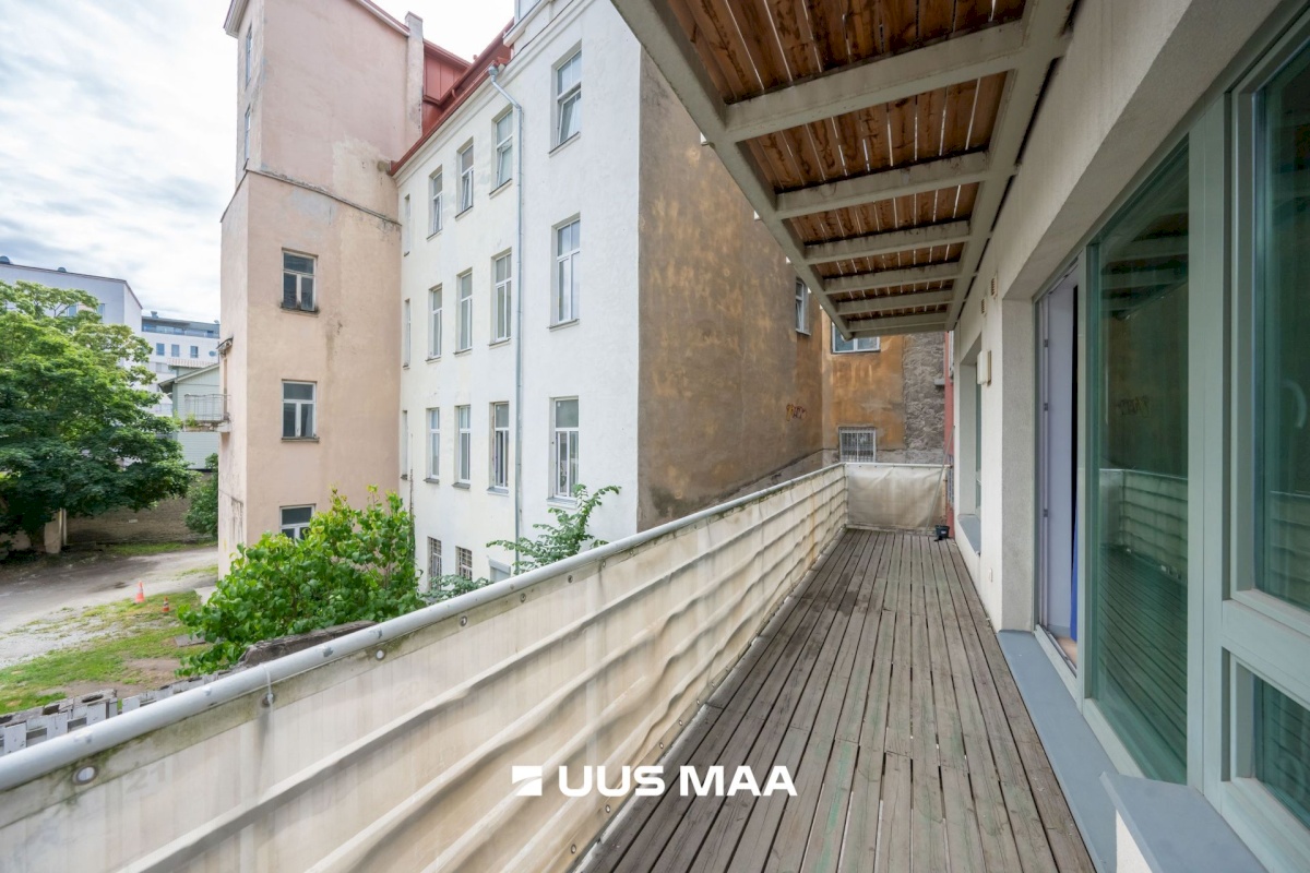 Tallinn, Kesklinna linnaosa, Kadriorg, Tina 21