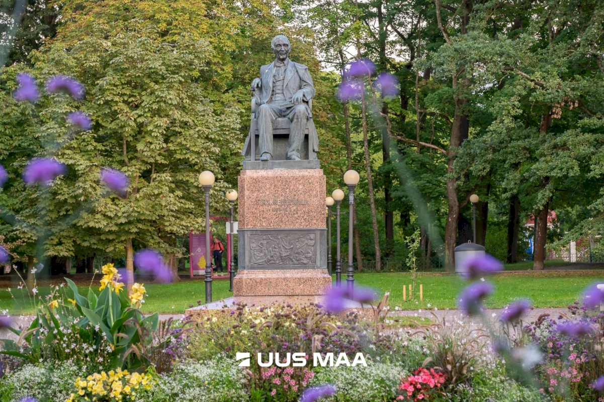 Tallinn, Kesklinna linnaosa, Kadriorg, Tina 21
