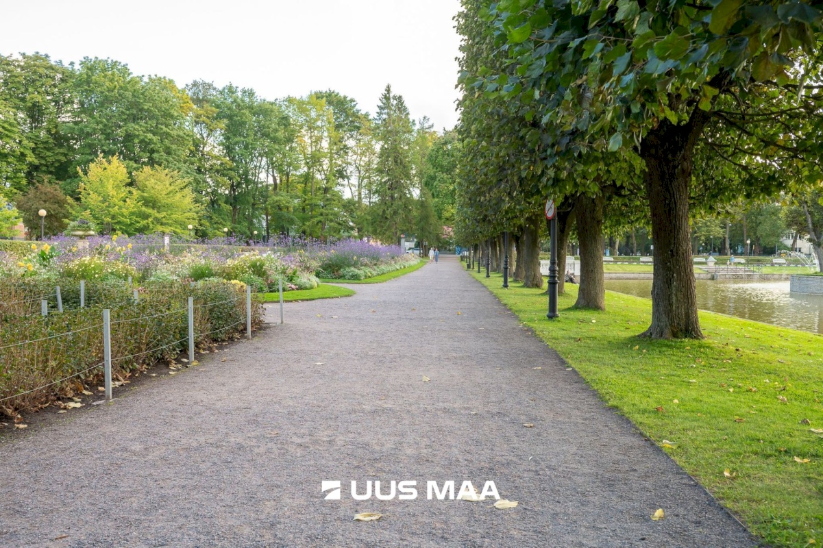 Tallinn, Kesklinna linnaosa, Kadriorg, Tina 21