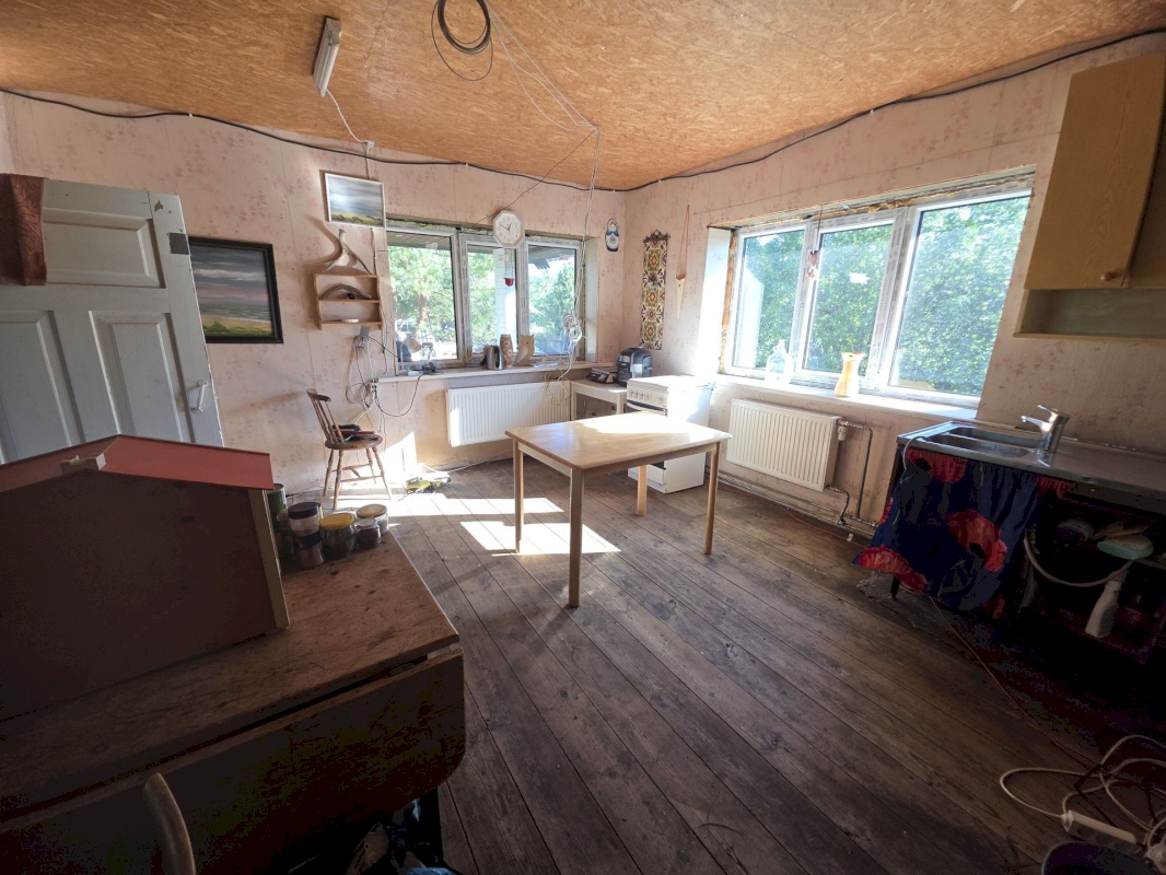 Saaremaa vald, Röösa küla, Enno