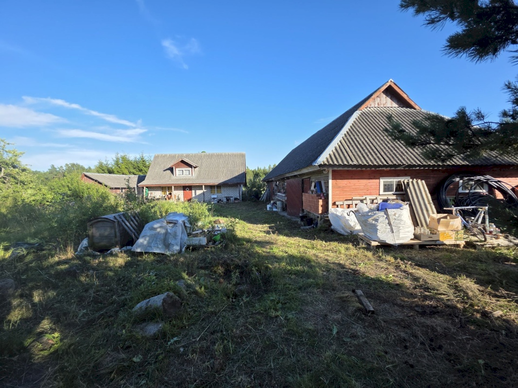 Saaremaa vald, Röösa küla, Enno