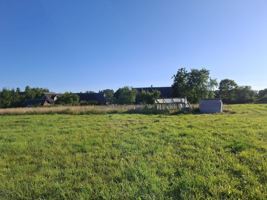 Saaremaa vald, Röösa küla, Enno