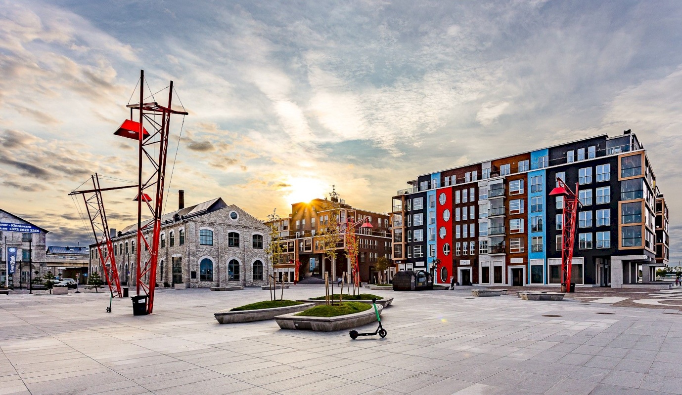 Tallinn, Kesklinna linnaosa, Allveelaeva 4