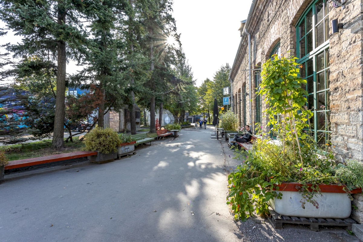 Tallinn, Kesklinna linnaosa, Allveelaeva 4