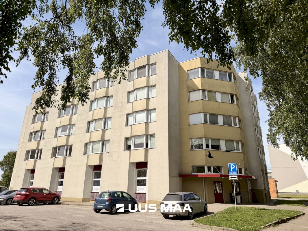 Viljandi linn, Männimäe, Riia mnt 38