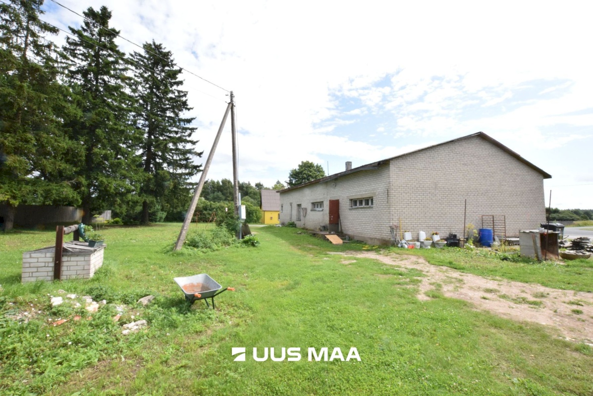 Lääneranna vald, Helmküla