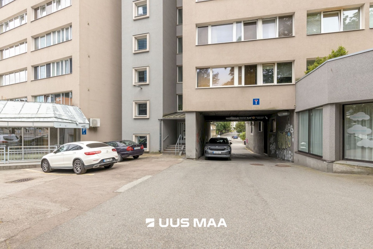 Tallinn, Kesklinna linnaosa, Keldrimäe, Liivalaia 40