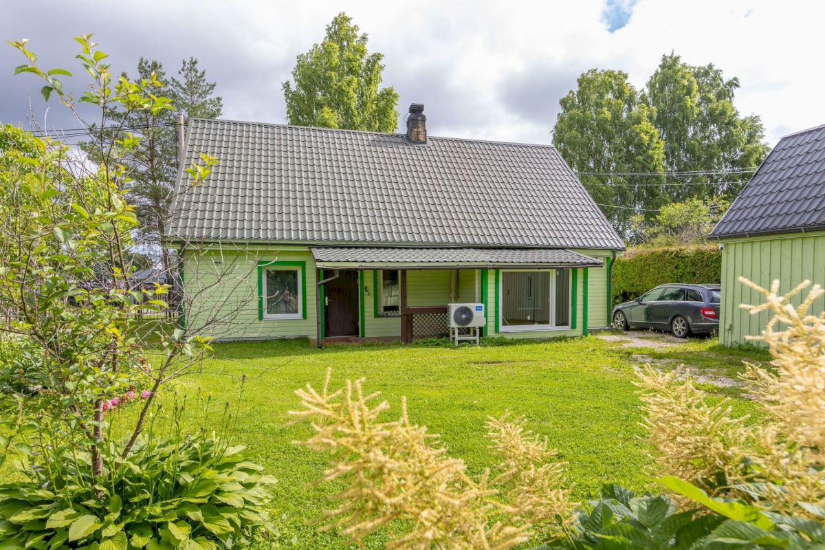 Valga vald, Valga linn, Nurme 19