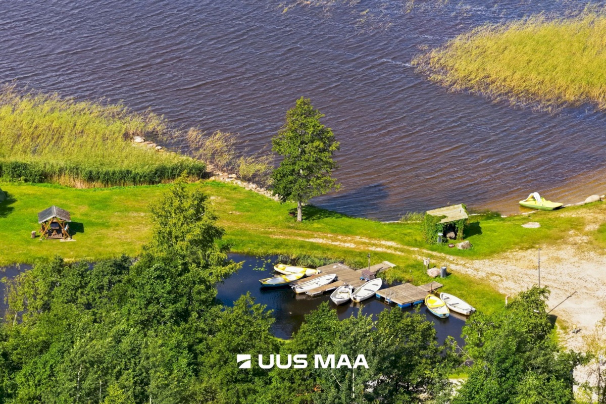 Pärnu linn, Männikuste küla, Oja