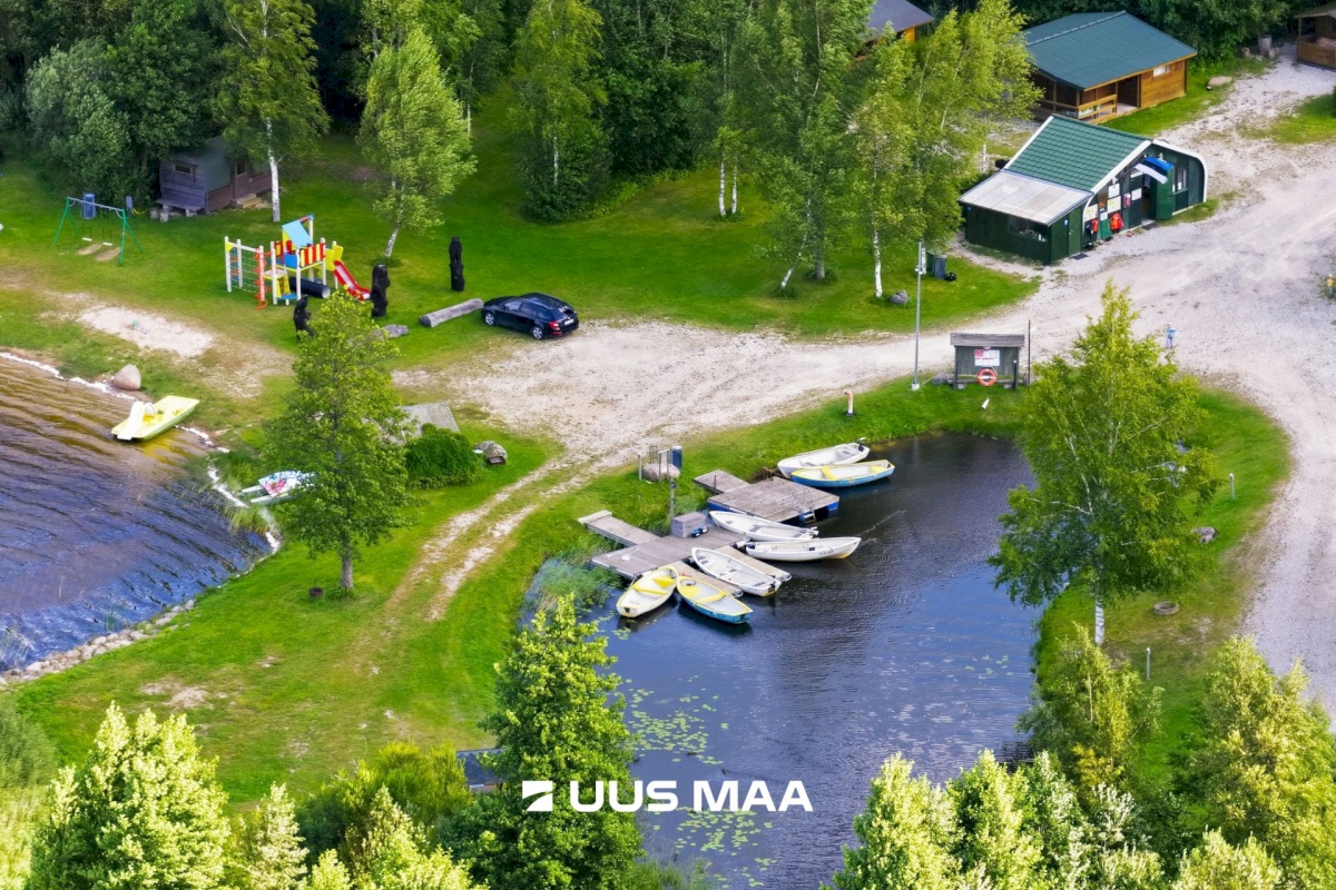 Pärnu linn, Männikuste küla, Oja