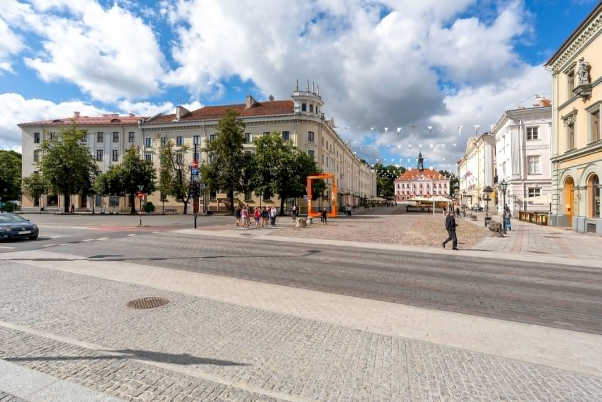 Tartu linn, Tartu linn, Kesklinn, Raekoja plats 11