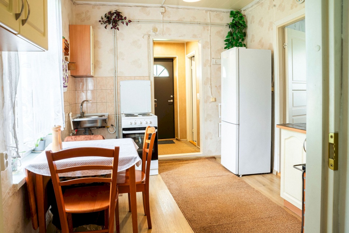 Valga vald, Valga linn, Võru 19