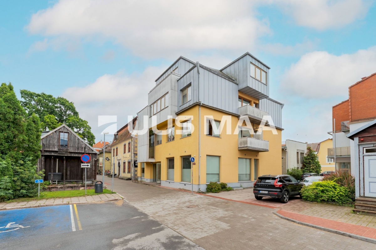 Pärnu linn, Pärnu linn, Kesklinn, Uus tn 1