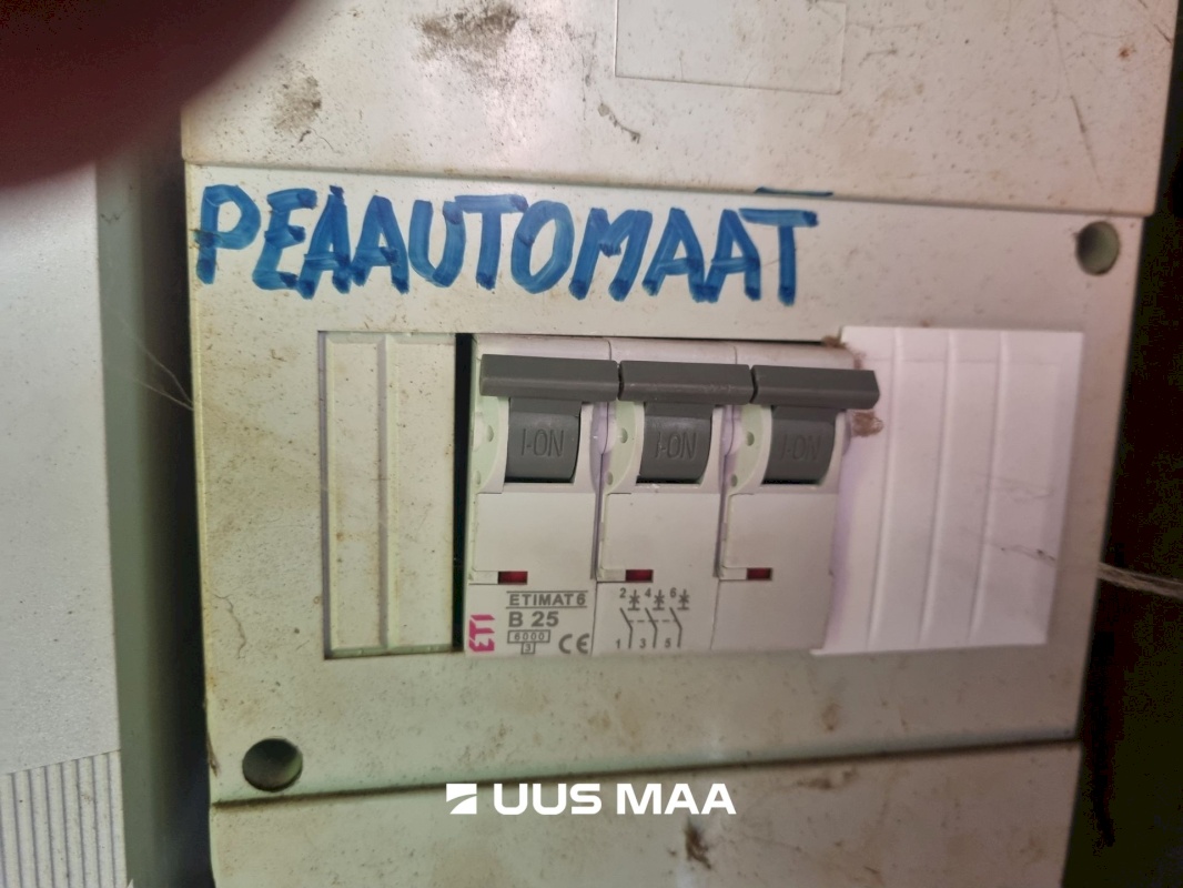 Väike-Maarja vald, Aburi küla, Pambergi