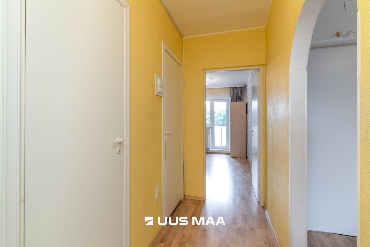 Viljandi linn, Männimäe, Riia mnt 32a