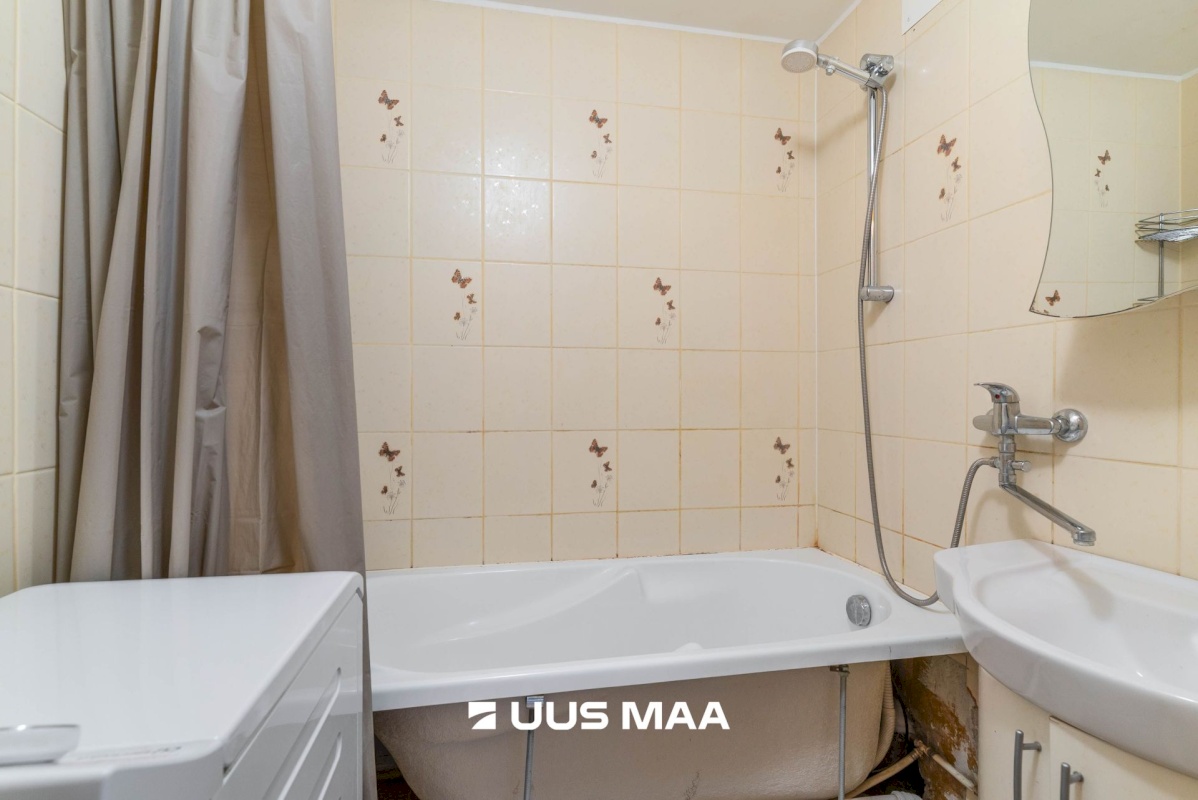 Viljandi linn, Männimäe, Riia mnt 32a