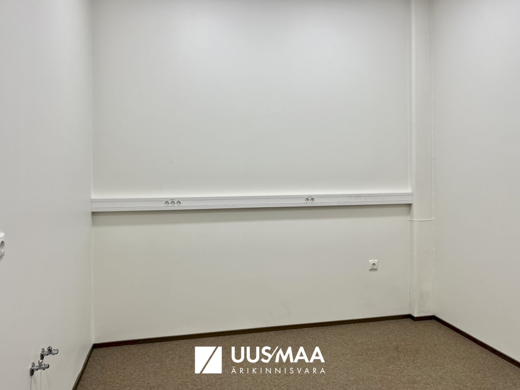 Tallinn, Mustamäe linnaosa, Kadaka tee 4