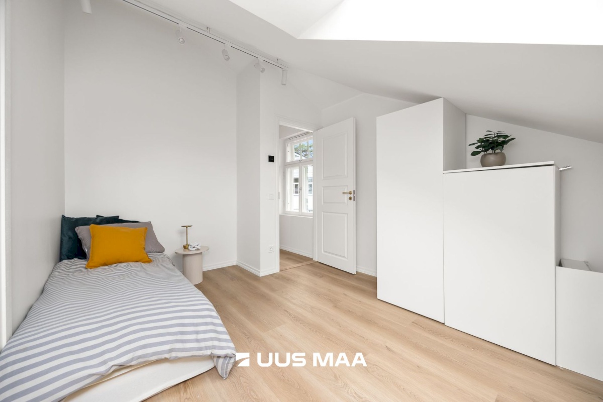 Tallinn, Nõmme linnaosa, Raudtee tn 35
